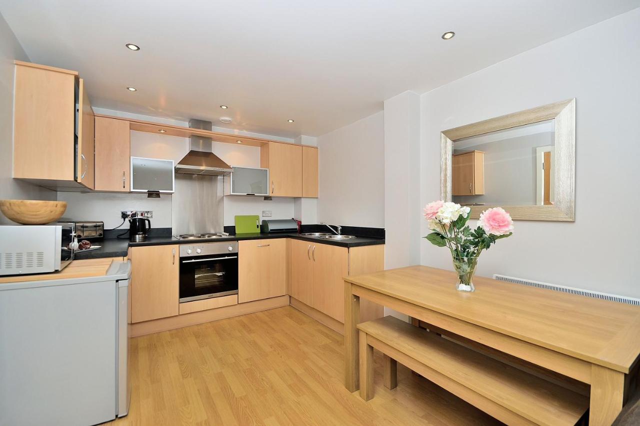 Racecourse Serviced Apartments Chester Eksteriør billede