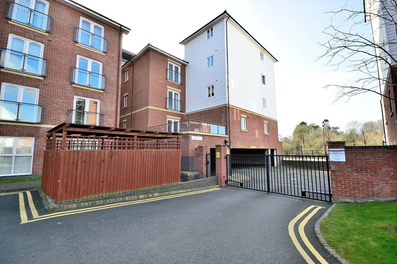 Racecourse Serviced Apartments Chester Eksteriør billede