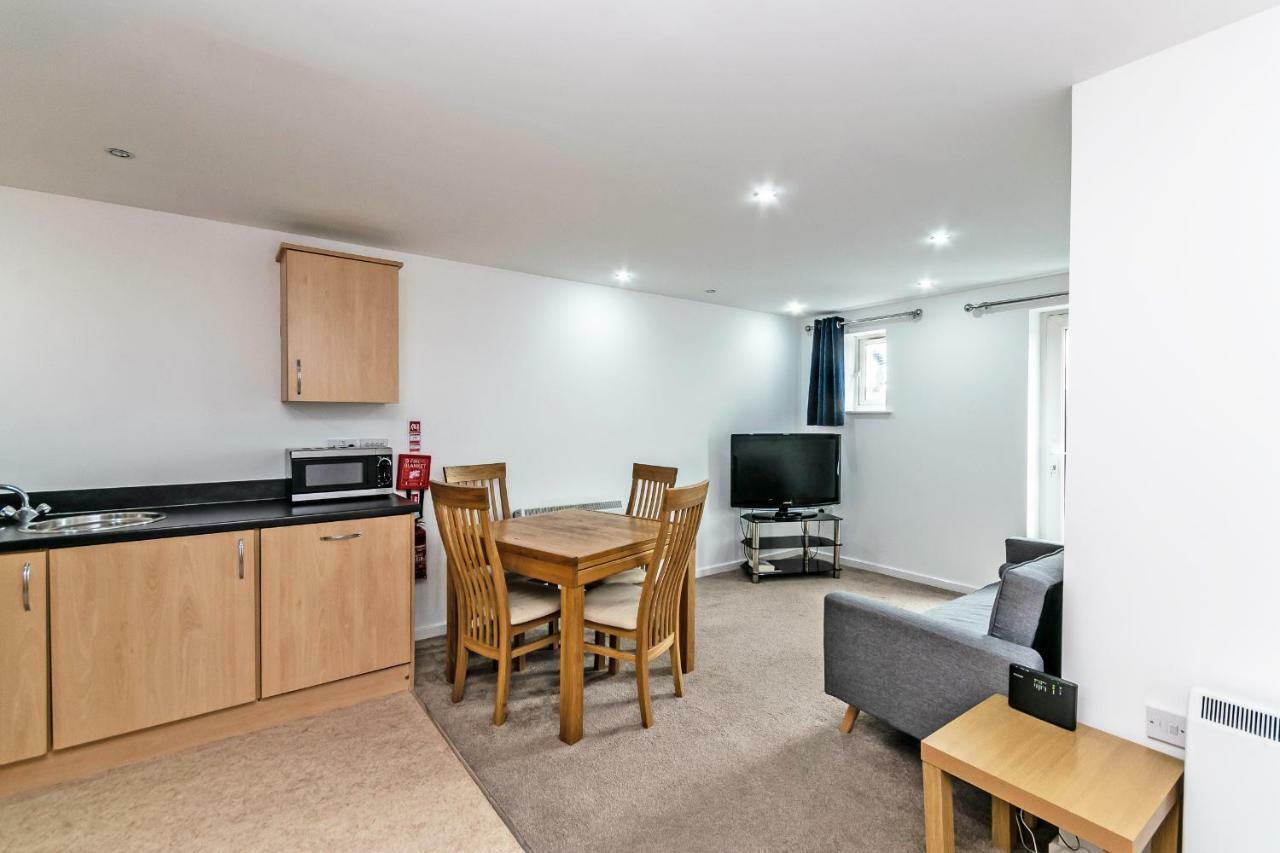 Racecourse Serviced Apartments Chester Eksteriør billede